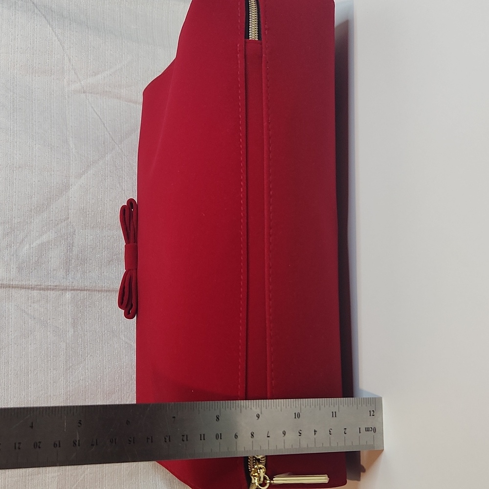 Elegant Estee Lauder Red Bow Cosmetic Bag. Size 13" by 11". - Picture 11 of 11